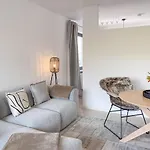 Haus Delphin Manni's Utkiek 公寓 *