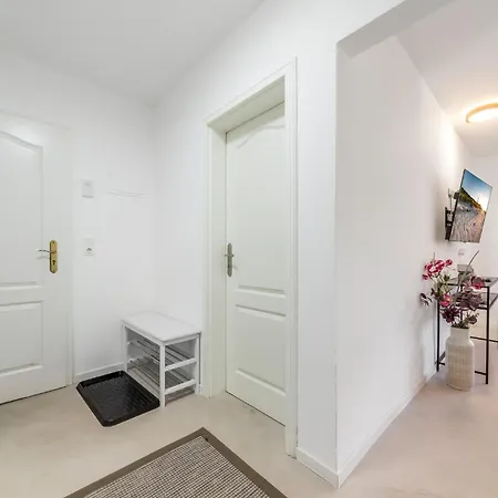 Апартаменты Haus Delphin Manni's Utkiek